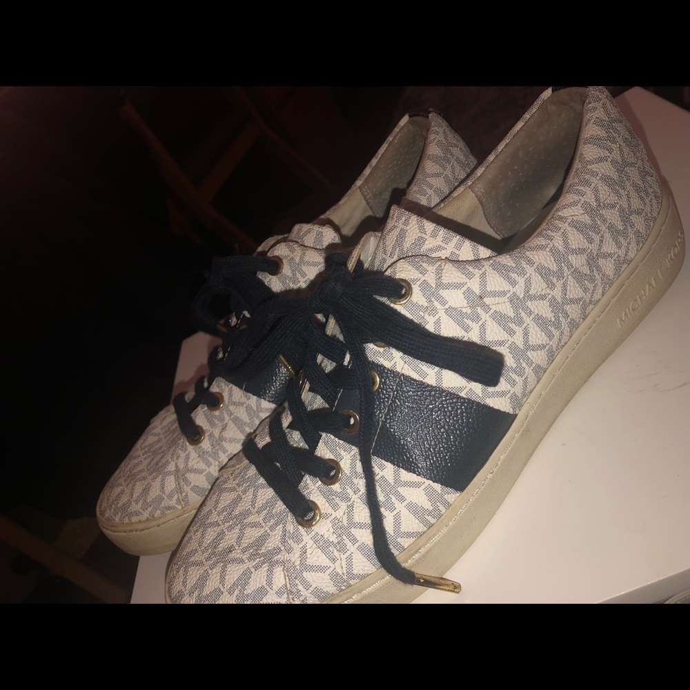 Michael kors sneakers, super cute